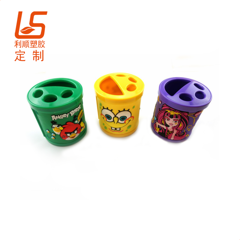 定制PVC馬克杯筆筒 3D立體凸起圖案筆筒