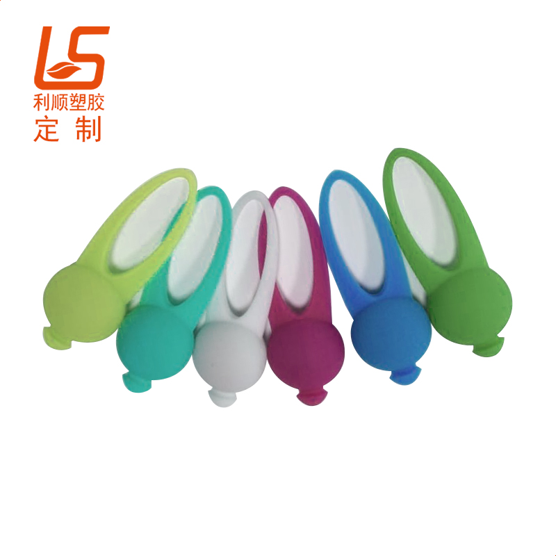 硅膠寵物安全警示LED燈吊墜寵物LED發(fā)光吊墜 (1)